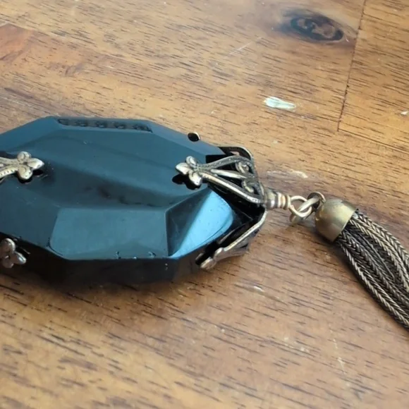 JAN MICHAELS San Francisco Long Artisan Brass Black Stone Necklace Art Deco - Picture 6 of 7